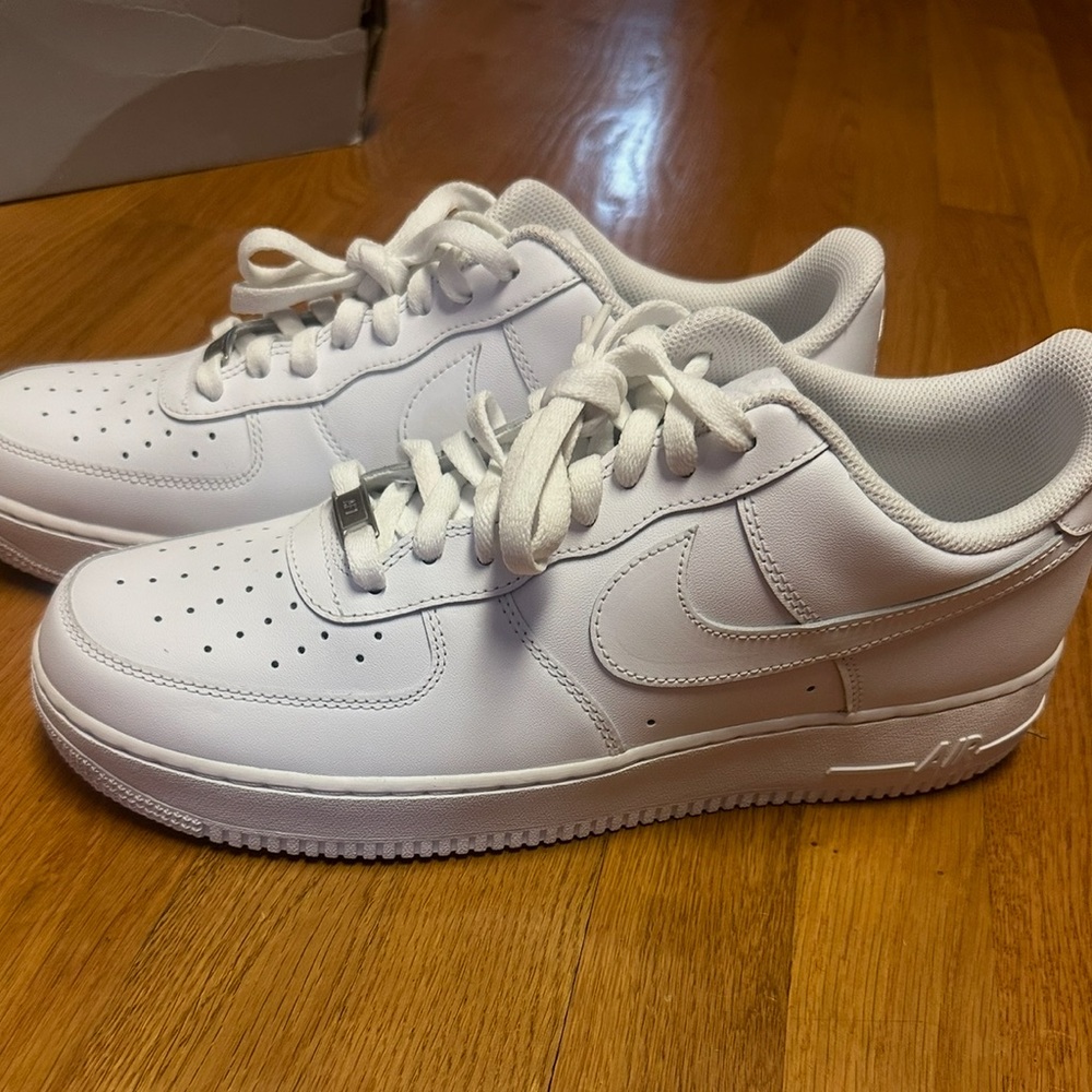 Men’s Brand New Nike Air Force 1 Low White Sneakers